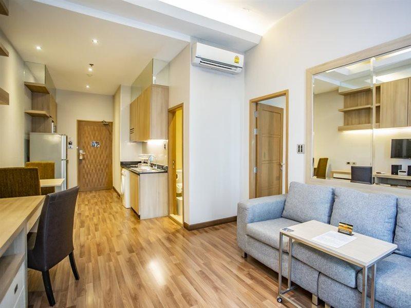 V Residence Bangkok Dış mekan fotoğraf