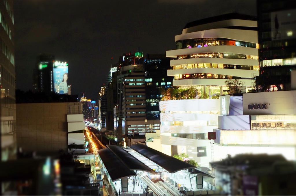 V Residence Bangkok Dış mekan fotoğraf