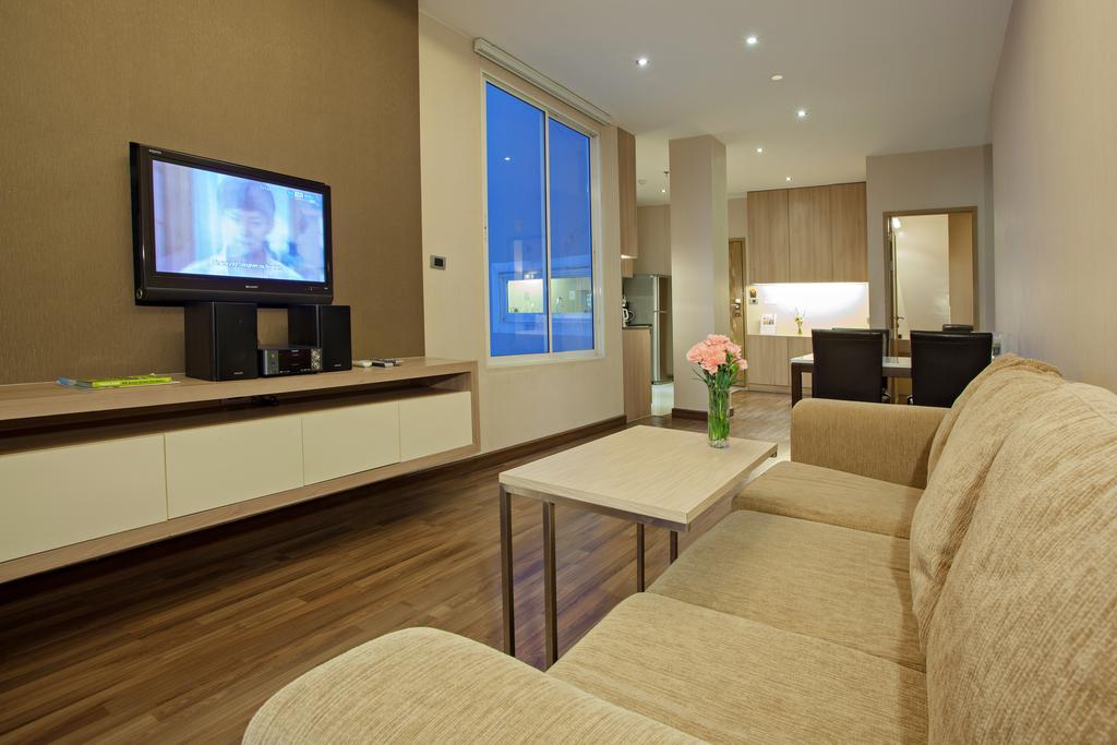 V Residence Bangkok Dış mekan fotoğraf