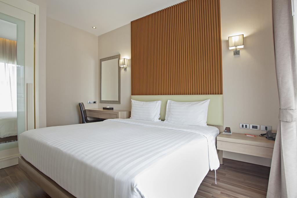 V Residence Bangkok Dış mekan fotoğraf