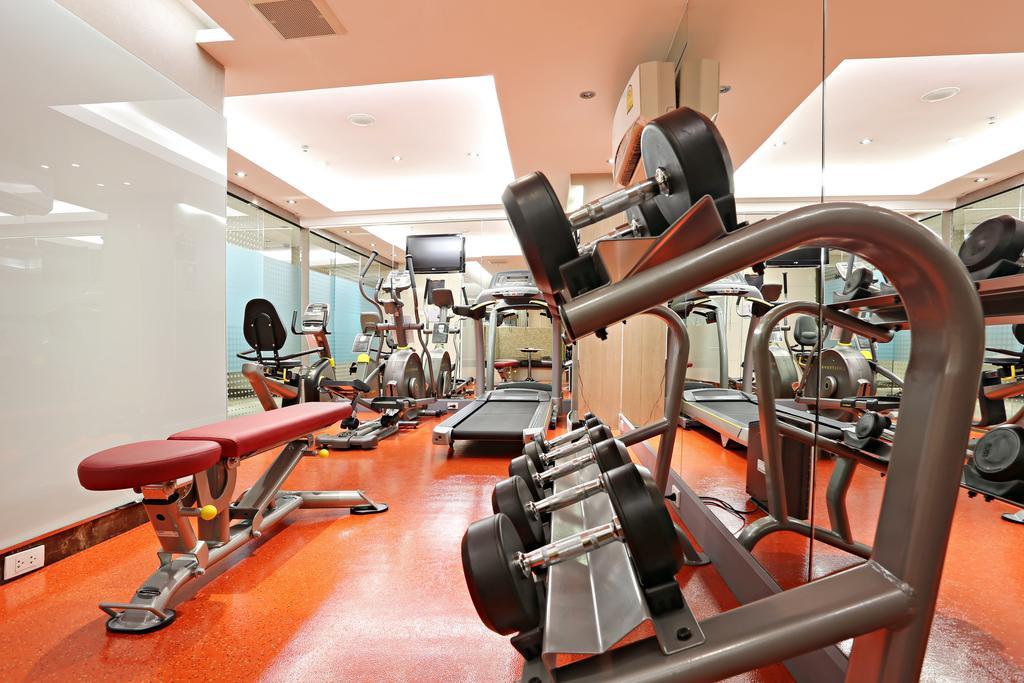 V Residence Bangkok Dış mekan fotoğraf