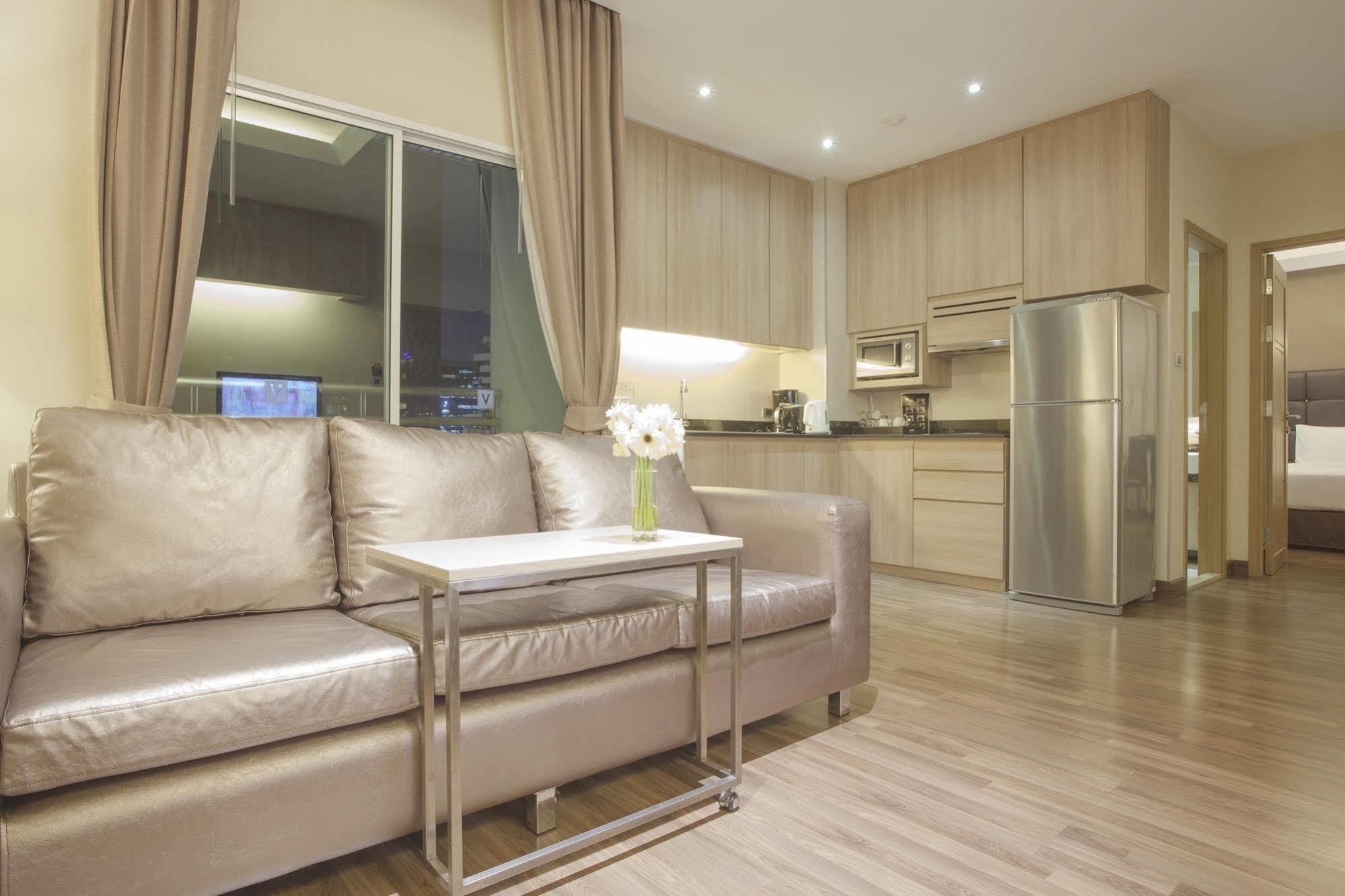 V Residence Bangkok Dış mekan fotoğraf