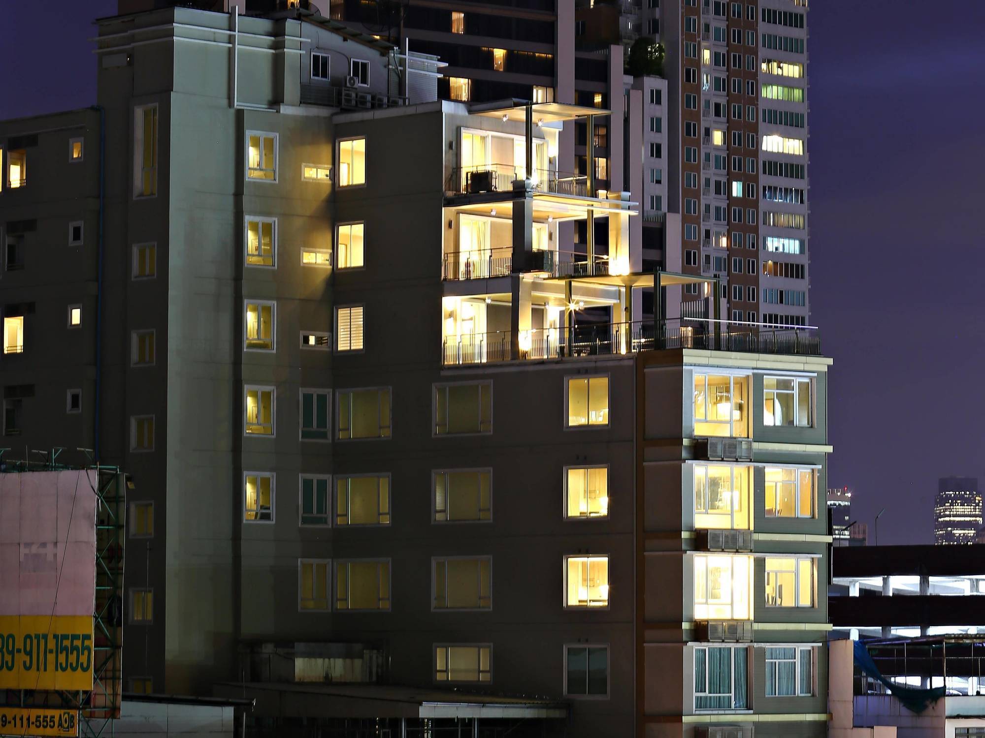 V Residence Bangkok Dış mekan fotoğraf