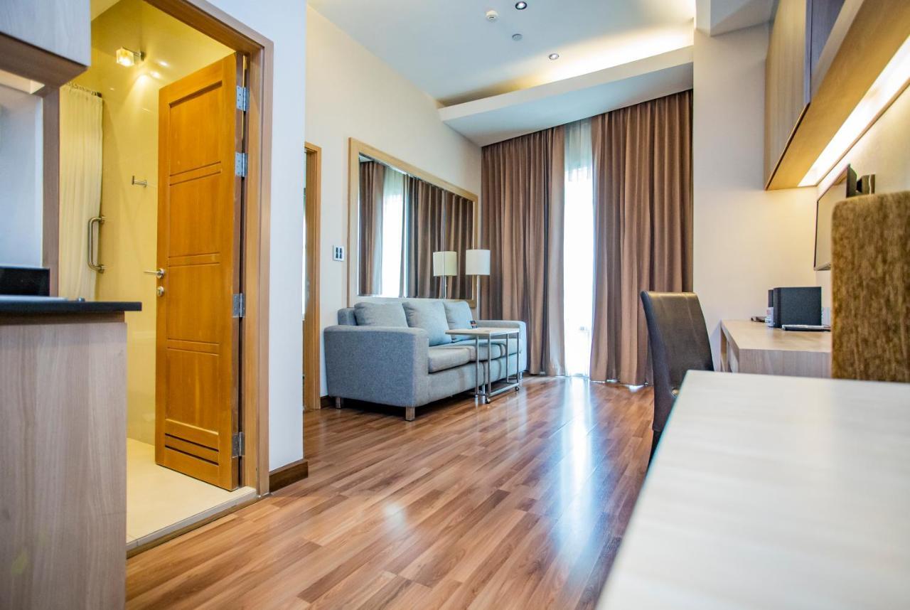 V Residence Bangkok Dış mekan fotoğraf