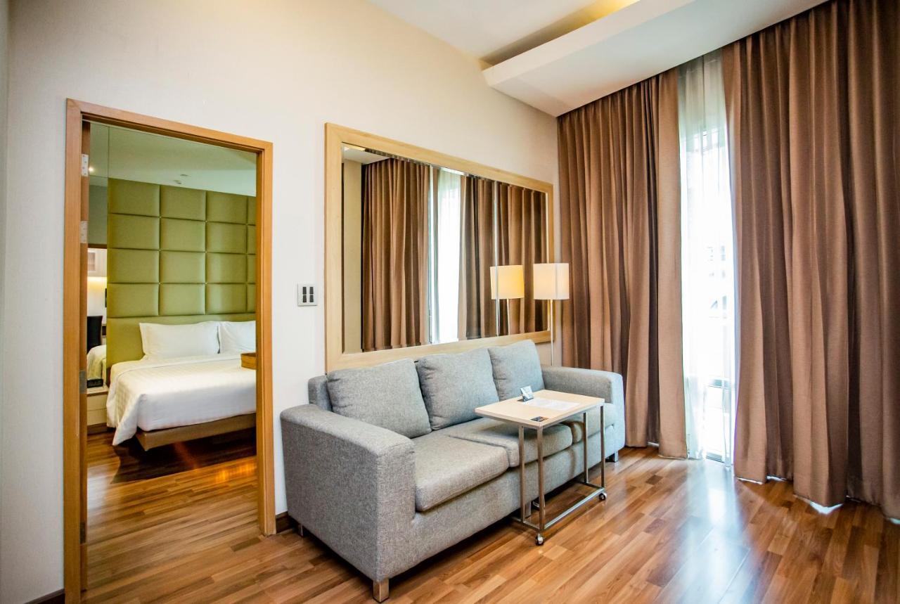 V Residence Bangkok Dış mekan fotoğraf